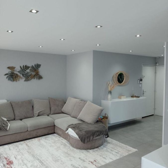  Annonces SAINTGENISLAVAL : Appartement | SAINTE-FOY-LES-LYON (69110) | 96 m2 | 329 000 &euro; 