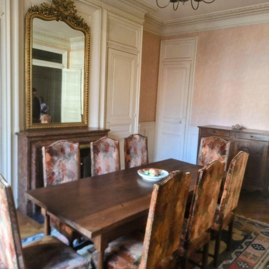  Annonces SAINTGENISLAVAL : Appartement | LYON (69006) | 158 m2 | 850 000 &euro; 