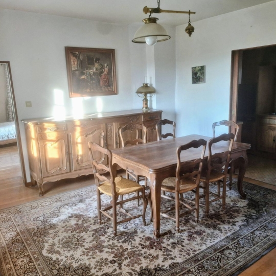  Annonces SAINTGENISLAVAL : Maison / Villa | SAINT-DIDIER-AU-MONT-D'OR (69370) | 154 m2 | 1 092 000 &euro; 