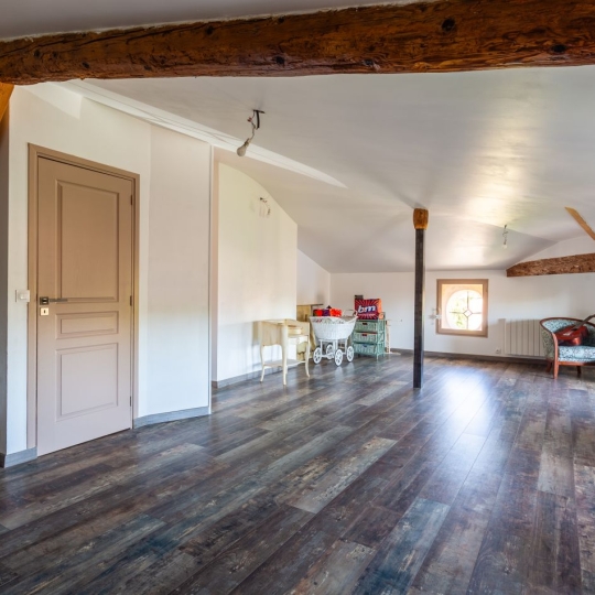  Annonces SAINTGENISLAVAL : Maison / Villa | MILLERY (69390) | 267 m2 | 750 000 &euro; 