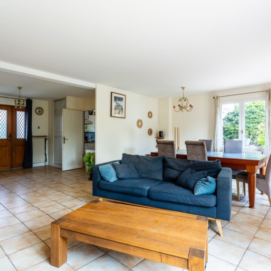  Annonces SAINTGENISLAVAL : Maison / Villa | FRANCHEVILLE (69340) | 147 m2 | 630 000 &euro; 