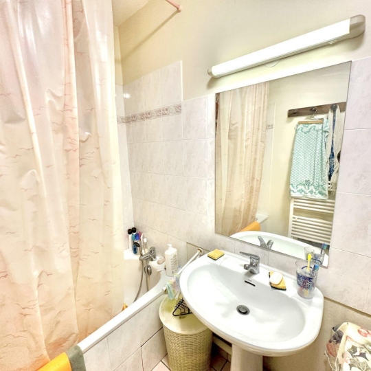  Annonces SAINTGENISLAVAL : Appartement | VILLEURBANNE (69100) | 54 m2 | 850 &euro; 