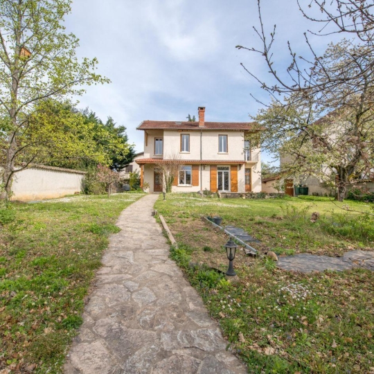  Annonces SAINTGENISLAVAL : Maison / Villa | LYON (69003) | 150 m2 | 1 050 000 &euro; 