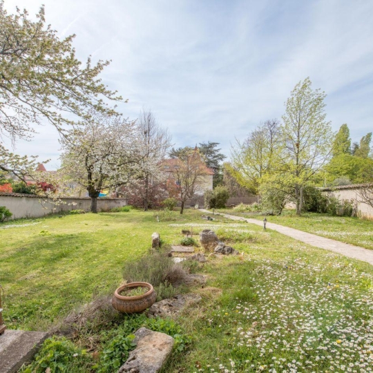  Annonces SAINTGENISLAVAL : Maison / Villa | LYON (69003) | 150 m2 | 1 050 000 &euro; 