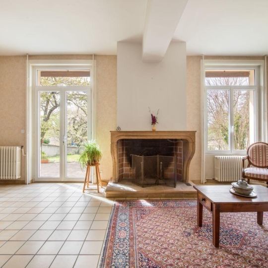  Annonces SAINTGENISLAVAL : Maison / Villa | LYON (69003) | 150 m2 | 1 050 000 &euro; 