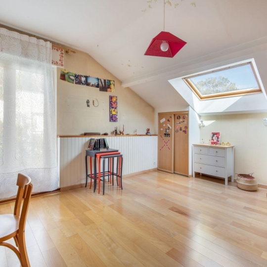  Annonces SAINTGENISLAVAL : Maison / Villa | BRON (69500) | 194 m2 | 760 000 &euro; 