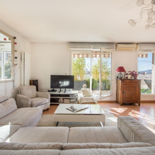  Annonces SAINTGENISLAVAL : Autres | VILLEURBANNE (69100) | 91 m2 | 530 000 &euro; 