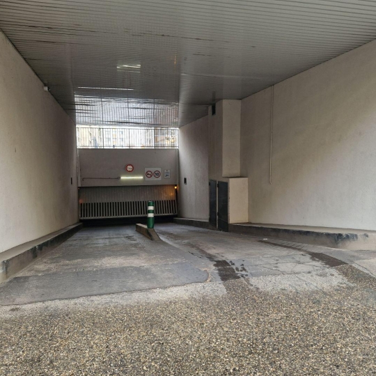  Annonces SAINTGENISLAVAL : Garage / Parking | VILLEURBANNE (69100) | 13 m2 | 21 000 &euro; 