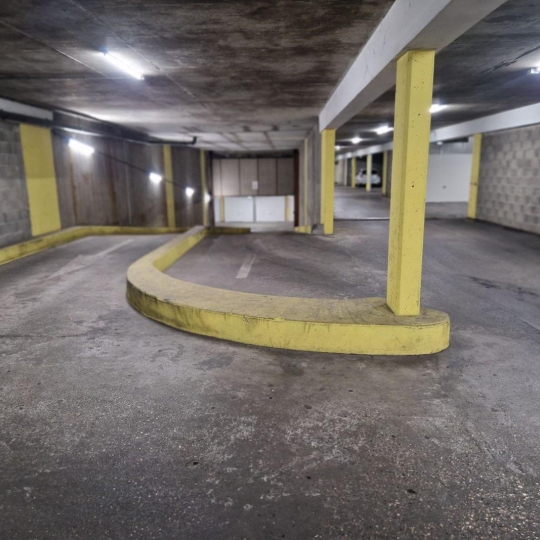  Annonces SAINTGENISLAVAL : Garage / Parking | VILLEURBANNE (69100) | 13 m2 | 21 000 &euro; 