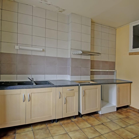 Annonces SAINTGENISLAVAL : Appartement | VILLEURBANNE (69100) | 46 m2 | 150 000 &euro; 