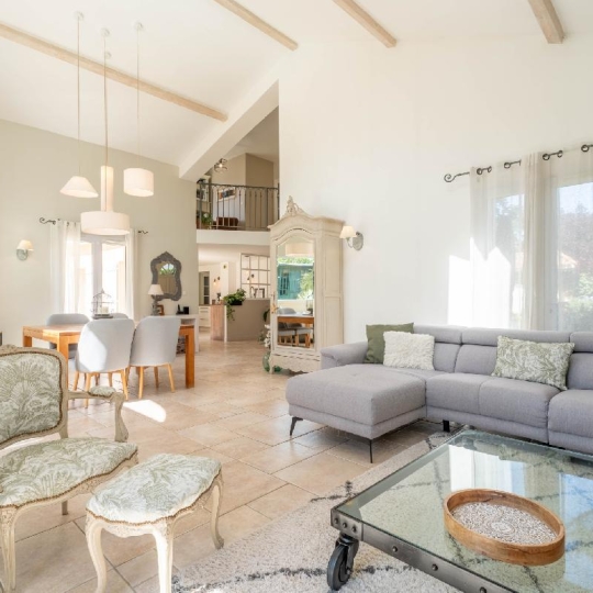  Annonces SAINTGENISLAVAL : Maison / Villa | CHAPONOST (69630) | 176 m2 | 897 000 &euro; 
