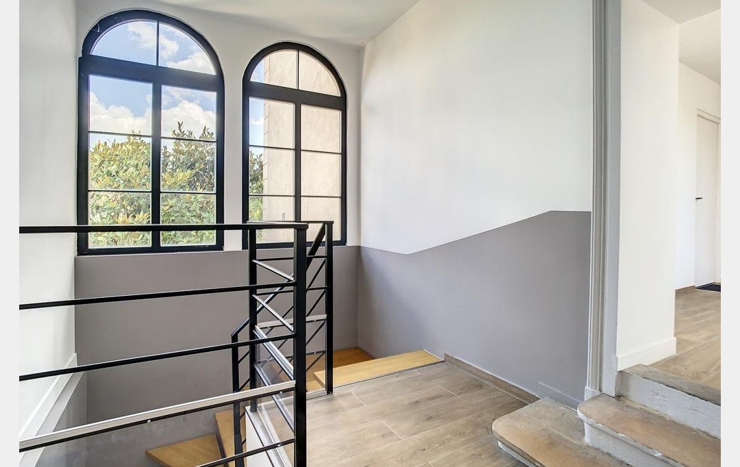 Annonces SAINTGENISLAVAL : Apartment | LA MULATIERE (69350) | 20 m2 | 760 € 