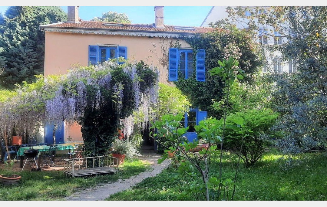 Annonces SAINTGENISLAVAL : Maison / Villa | LYON (69005) | 180 m2 | 1 190 000 &euro; 