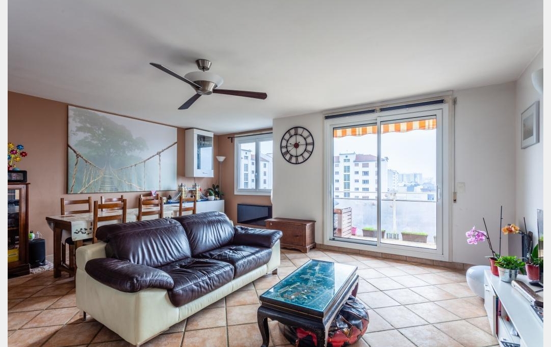 Annonces SAINTGENISLAVAL : Appartement | LYON (69008) | 106 m2 | 299 000 &euro; 