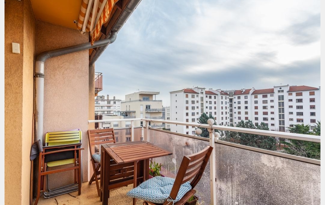 Annonces SAINTGENISLAVAL : Appartement | LYON (69008) | 106 m2 | 299 000 &euro; 