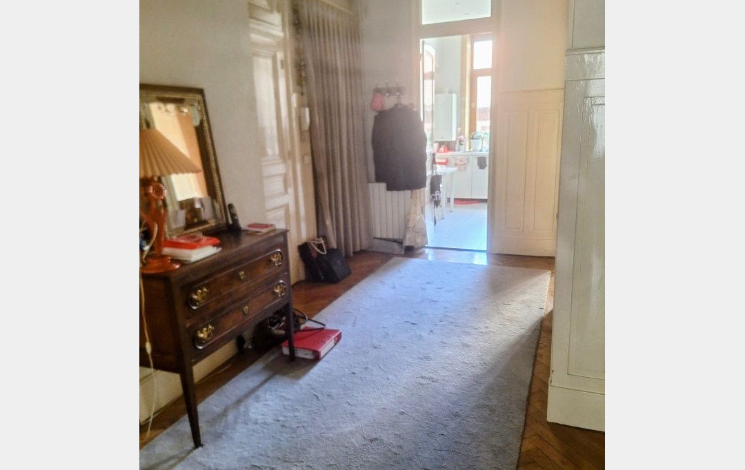 Annonces SAINTGENISLAVAL : Appartement | LYON (69006) | 158 m2 | 850 000 &euro; 