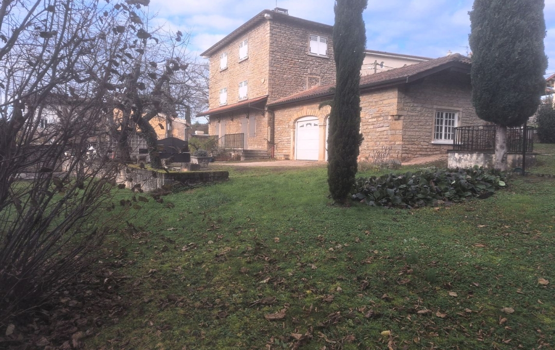 Annonces SAINTGENISLAVAL : Maison / Villa | SAINT-DIDIER-AU-MONT-D'OR (69370) | 154 m2 | 1 092 000 &euro; 