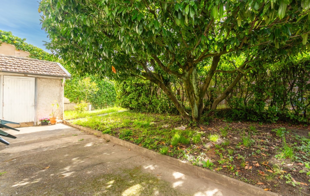 Annonces SAINTGENISLAVAL : Maison / Villa | SAINTE-FOY-LES-LYON (69110) | 76 m2 | 399 000 &euro; 