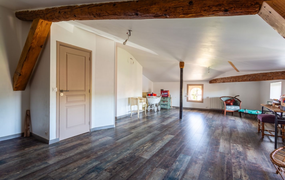 Annonces SAINTGENISLAVAL : Maison / Villa | MILLERY (69390) | 267 m2 | 750 000 &euro; 