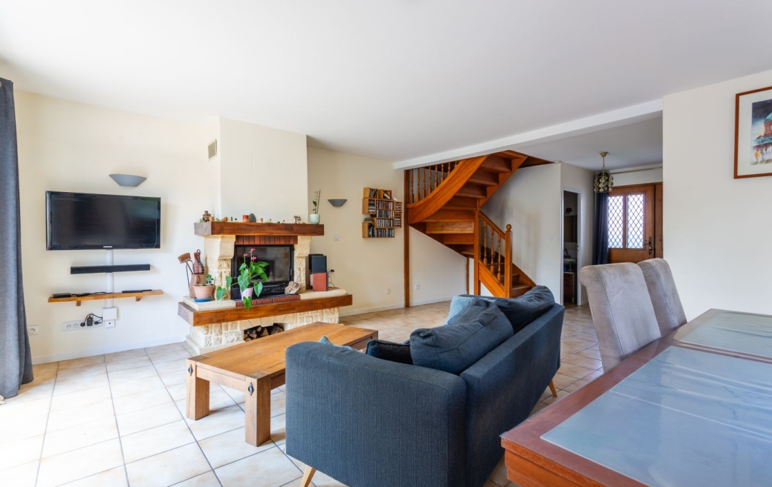 Annonces SAINTGENISLAVAL : Maison / Villa | FRANCHEVILLE (69340) | 147 m2 | 630 000 &euro; 