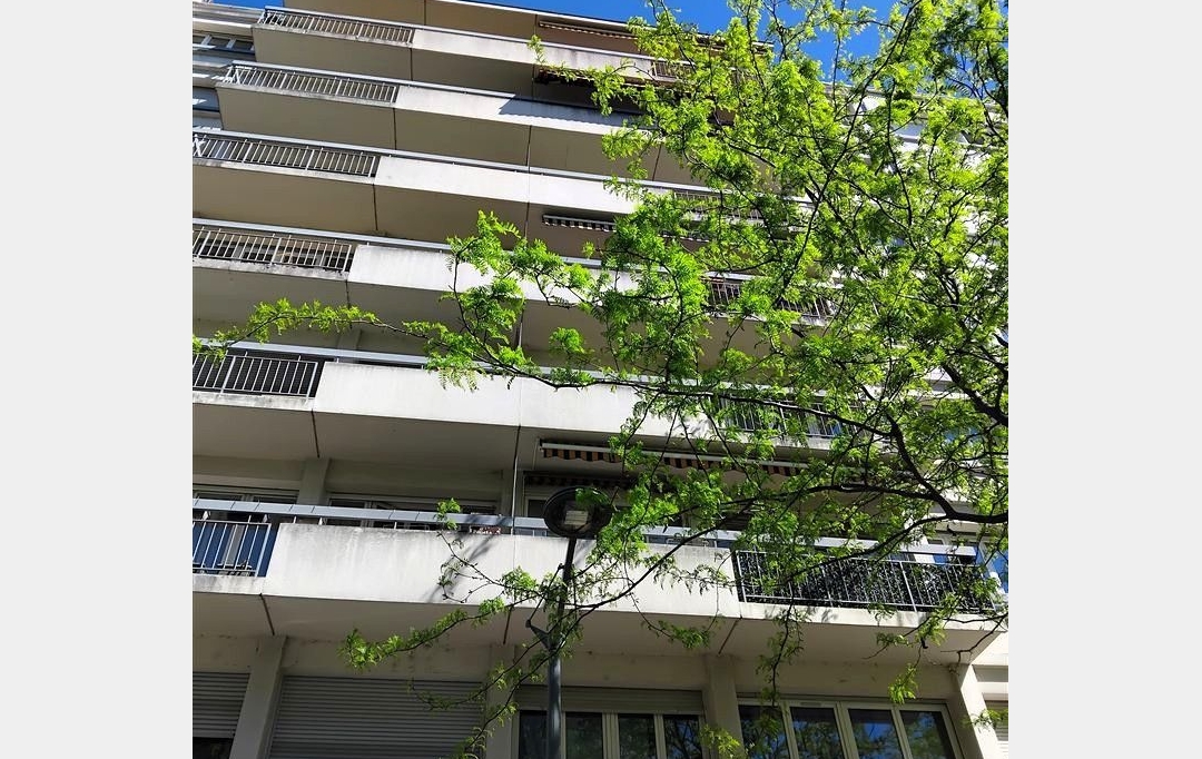 Annonces SAINTGENISLAVAL : Autres | LYON (69006) | 78 m2 | 349 000 &euro; 