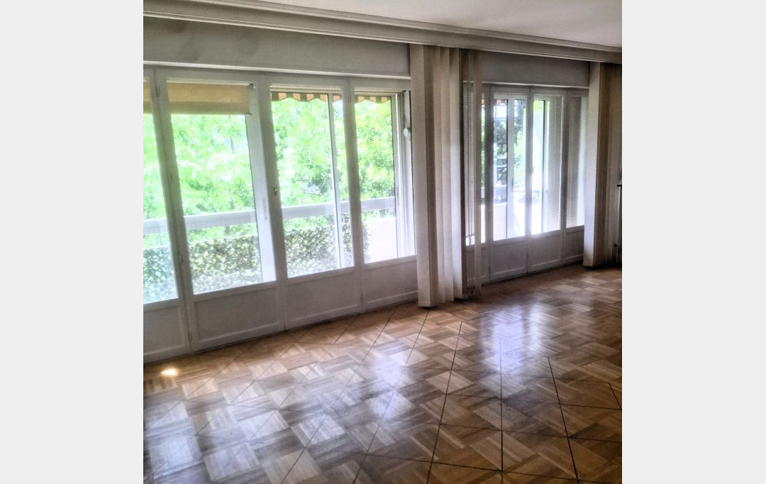 Annonces SAINTGENISLAVAL : Autres | LYON (69006) | 78 m2 | 349 000 &euro; 