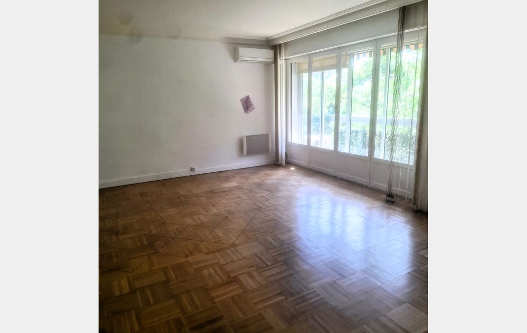 Annonces SAINTGENISLAVAL : Autres | LYON (69006) | 78 m2 | 349 000 &euro; 