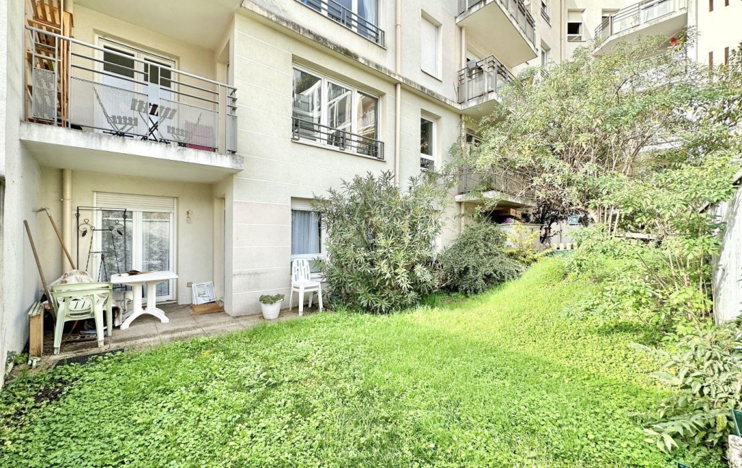 Annonces SAINTGENISLAVAL : Appartement | VILLEURBANNE (69100) | 54 m2 | 850 € 