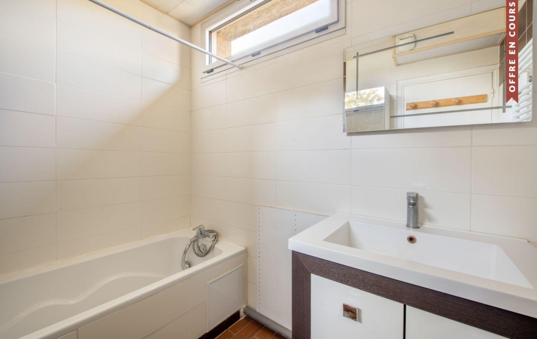 Annonces SAINTGENISLAVAL : Autres | VILLEURBANNE (69100) | 101 m2 | 420 000 &euro; 