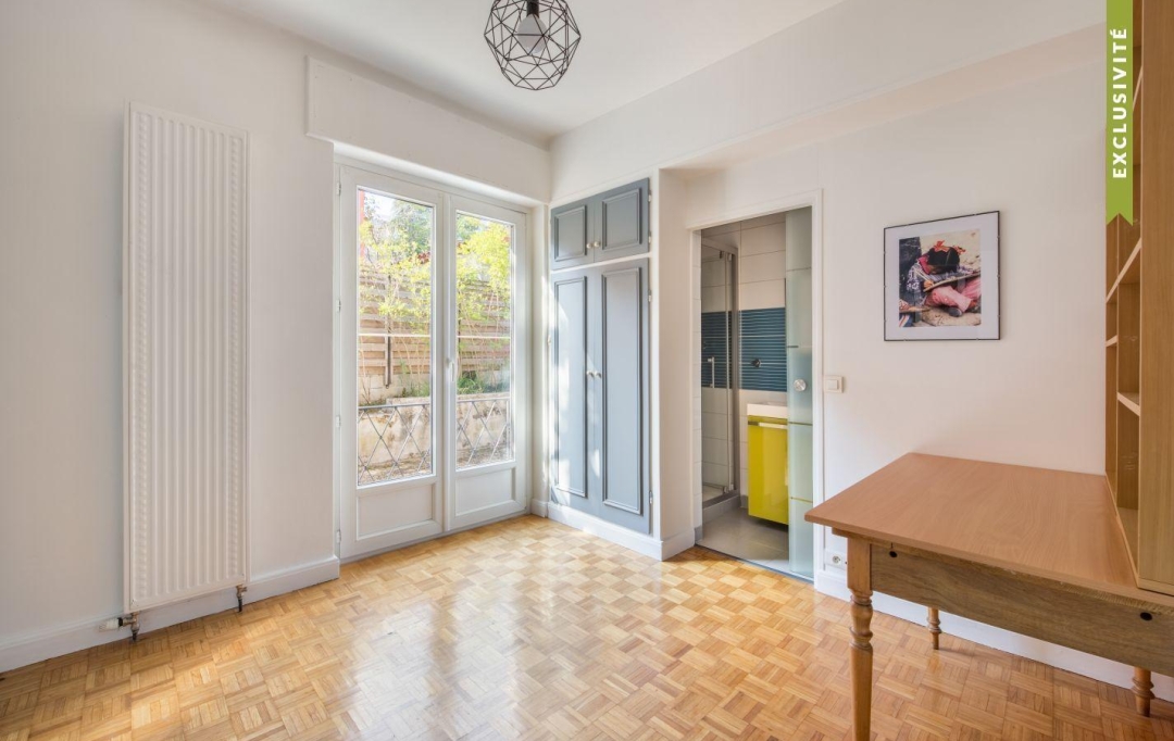 Annonces SAINTGENISLAVAL : Maison / Villa | BRON (69500) | 194 m2 | 760 000 &euro; 