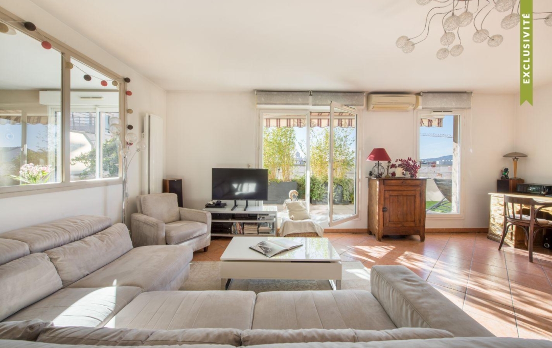 Annonces SAINTGENISLAVAL : Autres | VILLEURBANNE (69100) | 91 m2 | 530 000 &euro; 