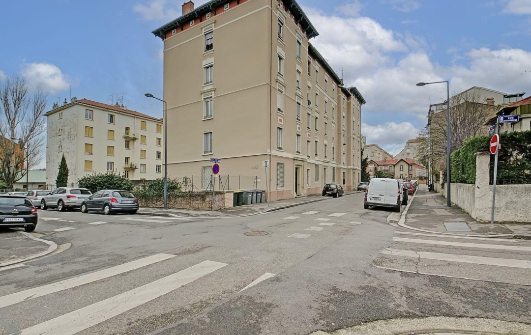 Annonces SAINTGENISLAVAL : Appartement | VILLEURBANNE (69100) | 46 m2 | 150 000 &euro; 
