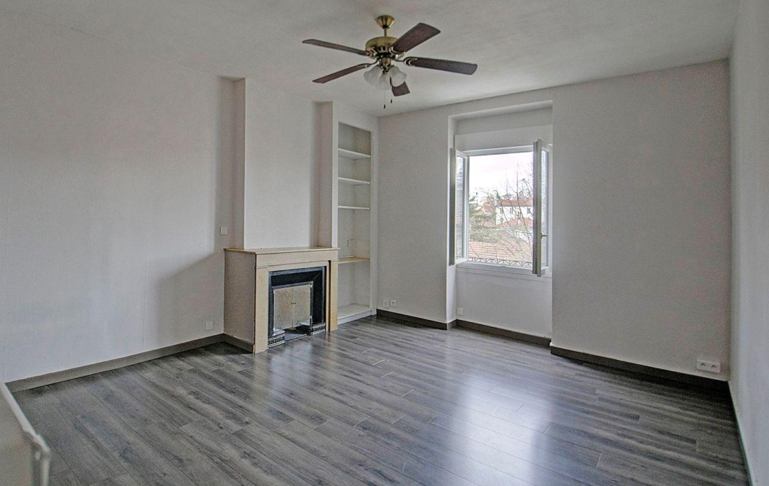 Annonces SAINTGENISLAVAL : Appartement | VILLEURBANNE (69100) | 46 m2 | 150 000 &euro; 